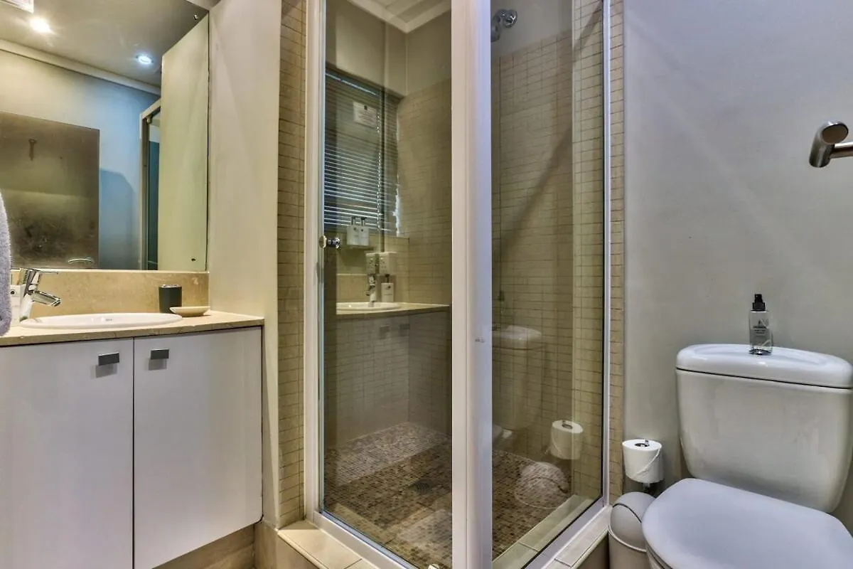 Apartment City Apartment, Close To V&A - Views, Wifi+Parking Cape Town