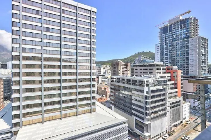 City Apartment, Close To V&A - Views, Wifi+Parking Cape Town 0*,