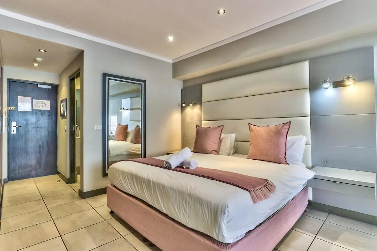 Apartment City Apartment, Close To V&A - Views, Wifi+Parking Cape Town South Africa